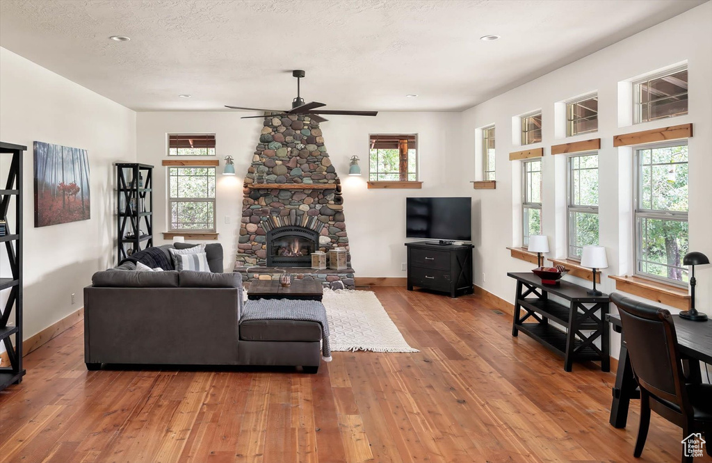 8817 E MOUNTAIN VALLEY DR Huntsville, UT 84317