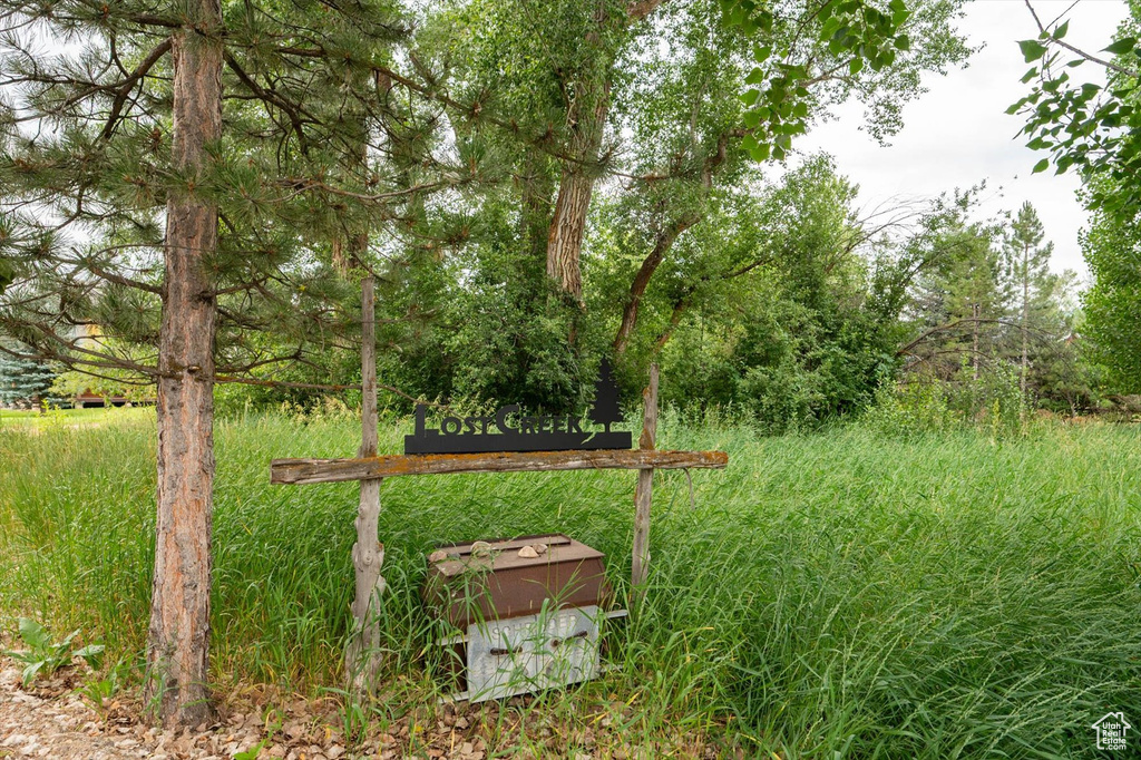 8817 E MOUNTAIN VALLEY DR Huntsville, UT 84317