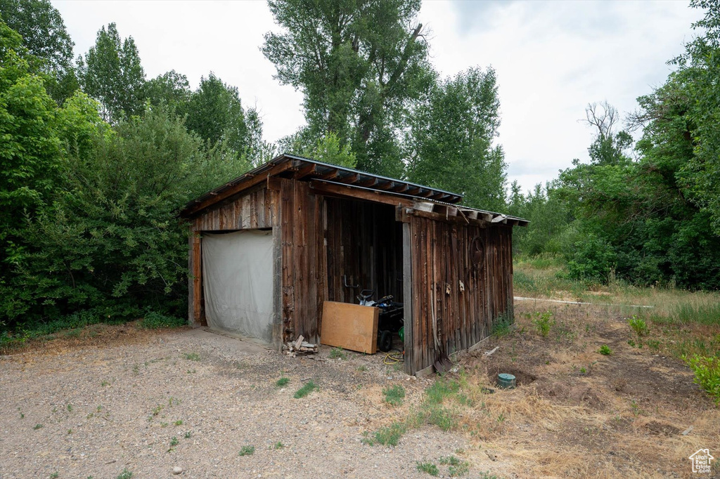 8817 E MOUNTAIN VALLEY DR Huntsville, UT 84317