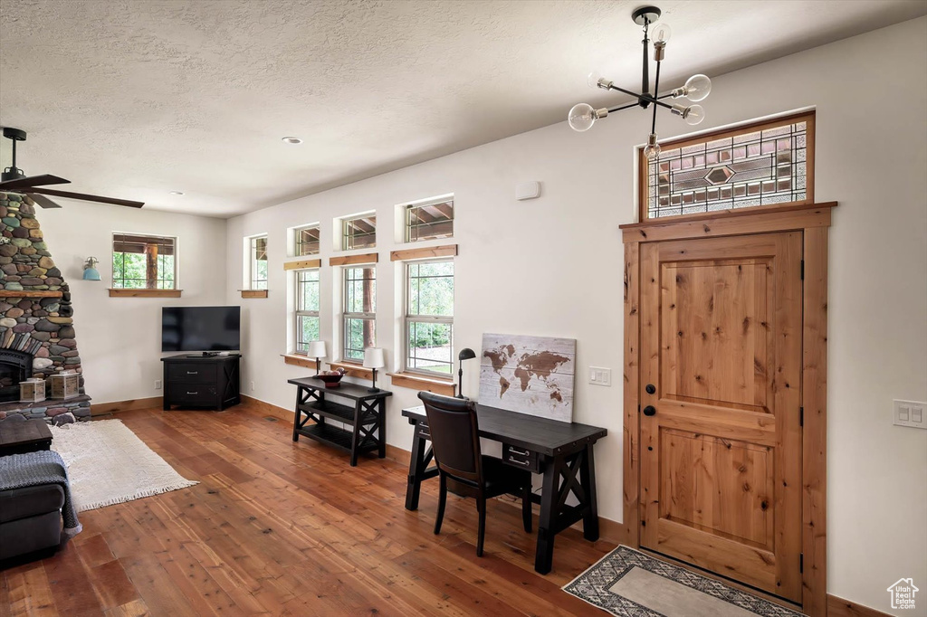 8817 E MOUNTAIN VALLEY DR Huntsville, UT 84317