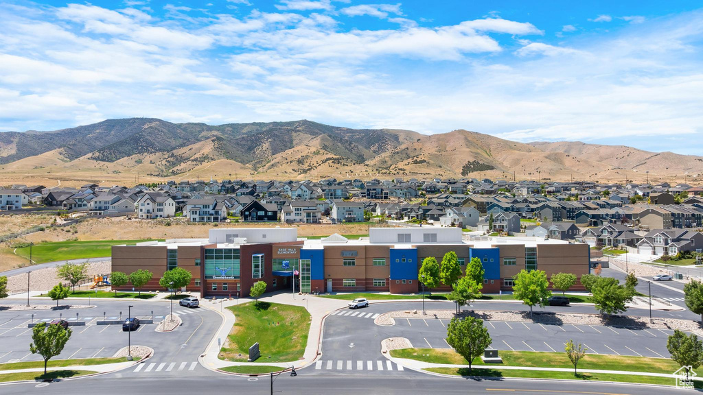 3044 S RED PINE DR Saratoga Springs, UT 84045