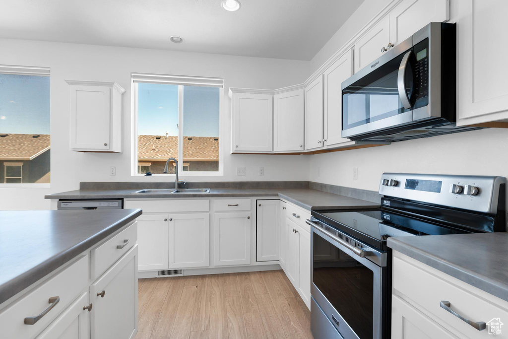 3044 S RED PINE DR Saratoga Springs, UT 84045