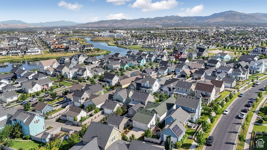 10757 S BEACH COMBER WAY South Jordan, UT 84009