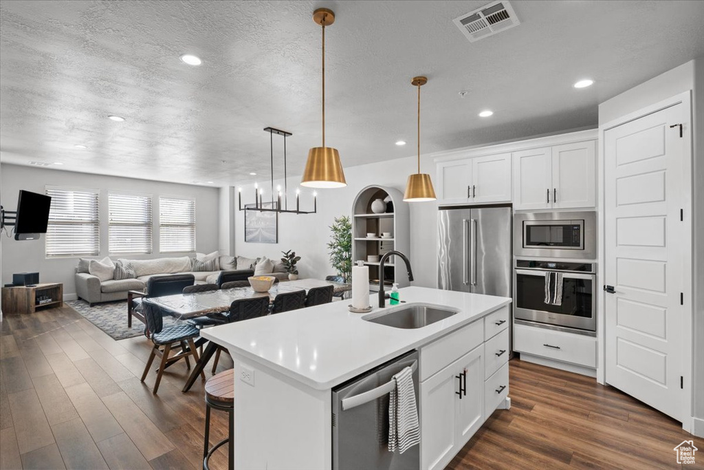 2279 N PARK DR Washington, UT 84780