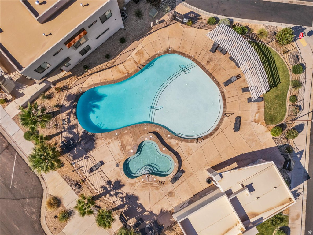 2279 N PARK DR Washington, UT 84780