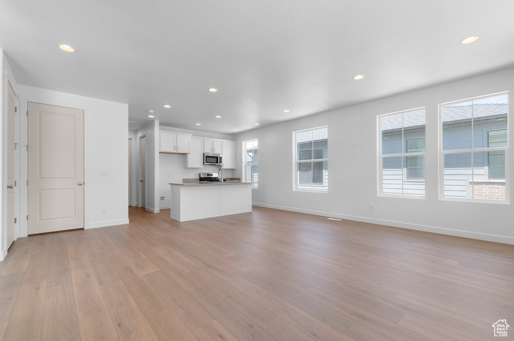 557 N BUFFALO GRASS LN Lindon, UT 84042