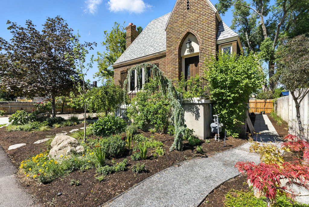 1530 S 700 E Salt Lake City, UT 84105