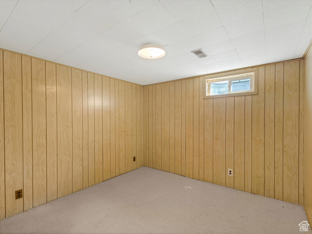 828 E HIBISCUS AVE Sandy, UT 84094