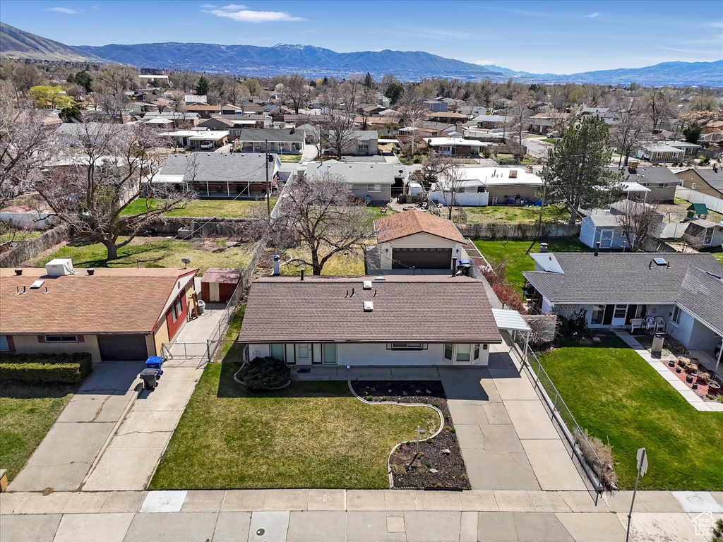 828 E HIBISCUS AVE Sandy, UT 84094