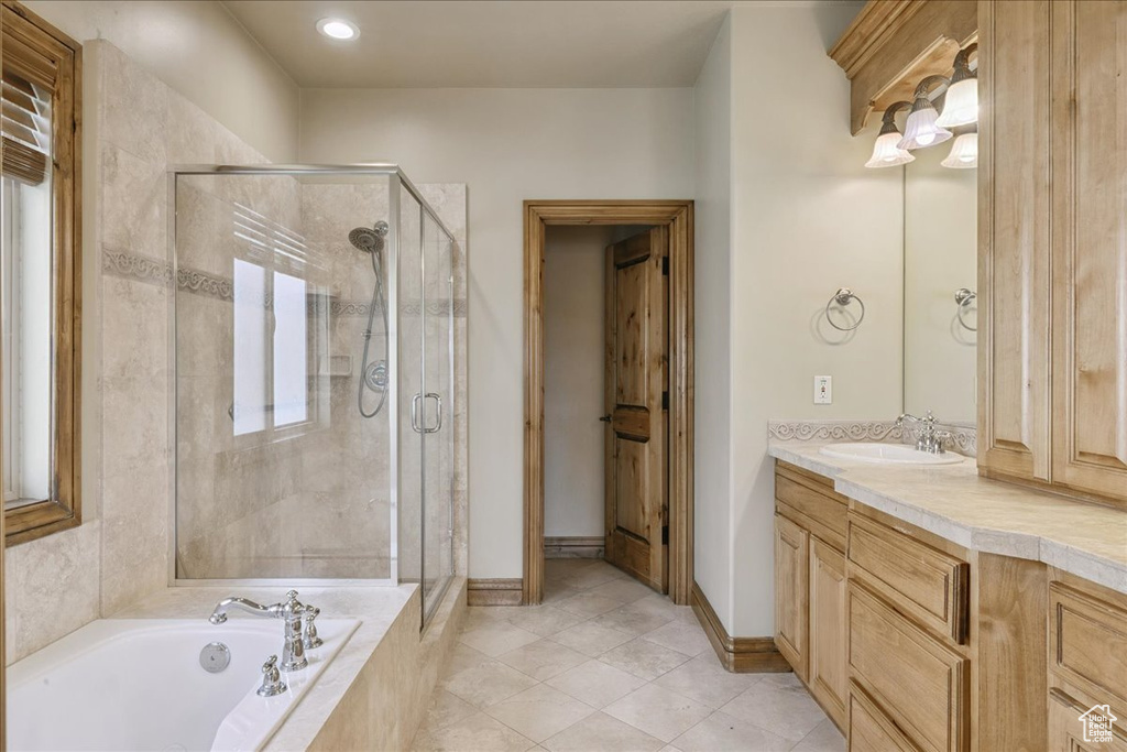 5588 S FARM HILL DR Salt Lake City, UT 84117