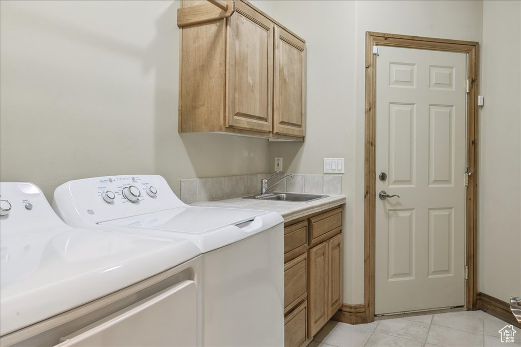 5588 S FARM HILL DR Salt Lake City, UT 84117