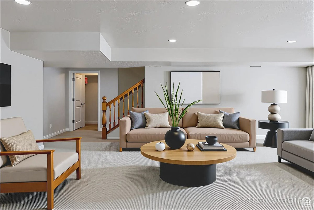 5588 S FARM HILL DR Salt Lake City, UT 84117