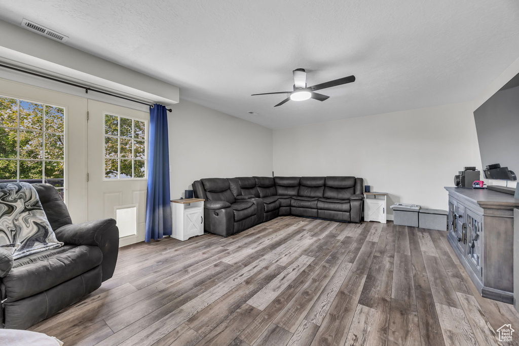 5548 S 3850 W Roy, UT 84067