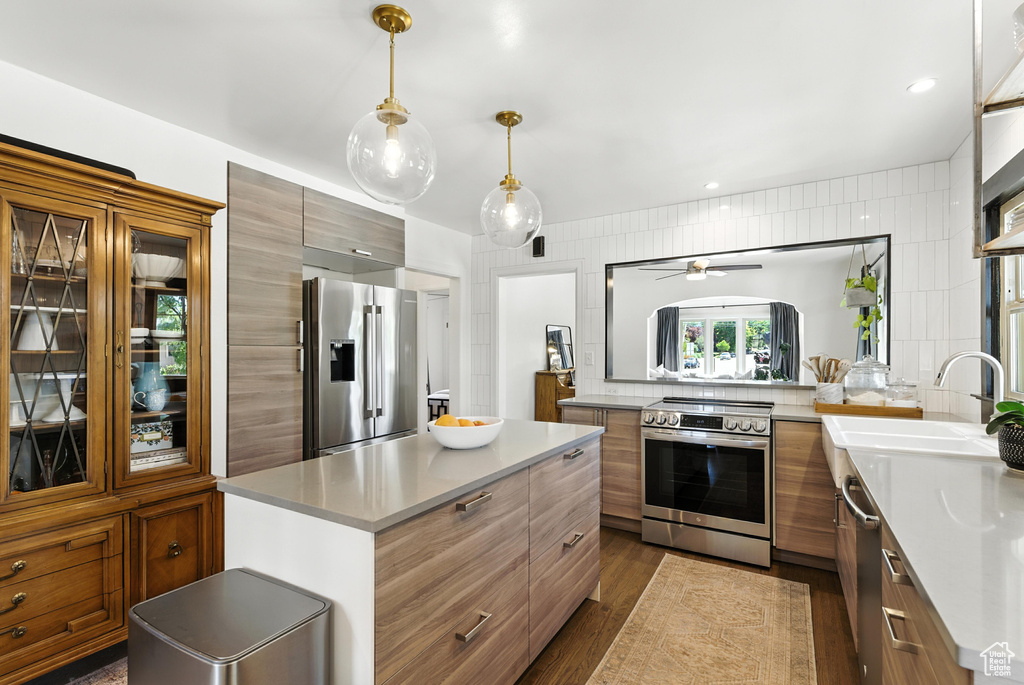 1530 S 700 E Salt Lake City, UT 84105
