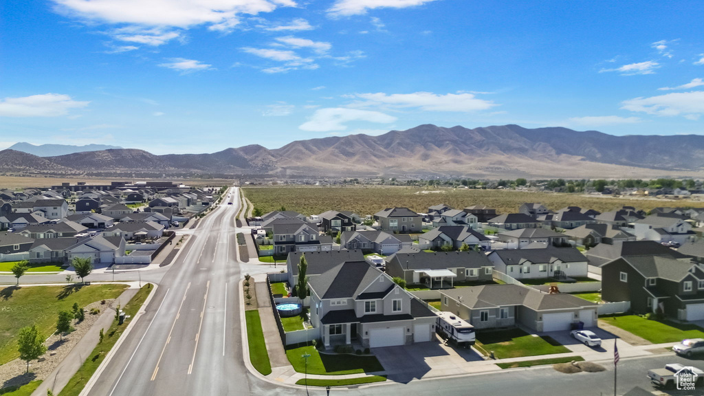Aerial perspective of suburban area with mountains