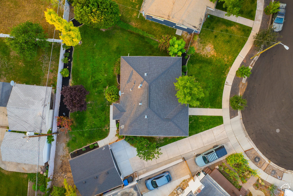 751 E LAKE CIR Millcreek, UT 84106