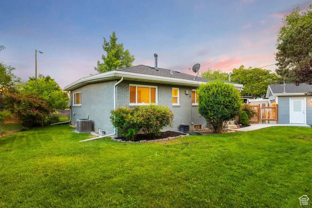 751 E LAKE CIR Millcreek, UT 84106