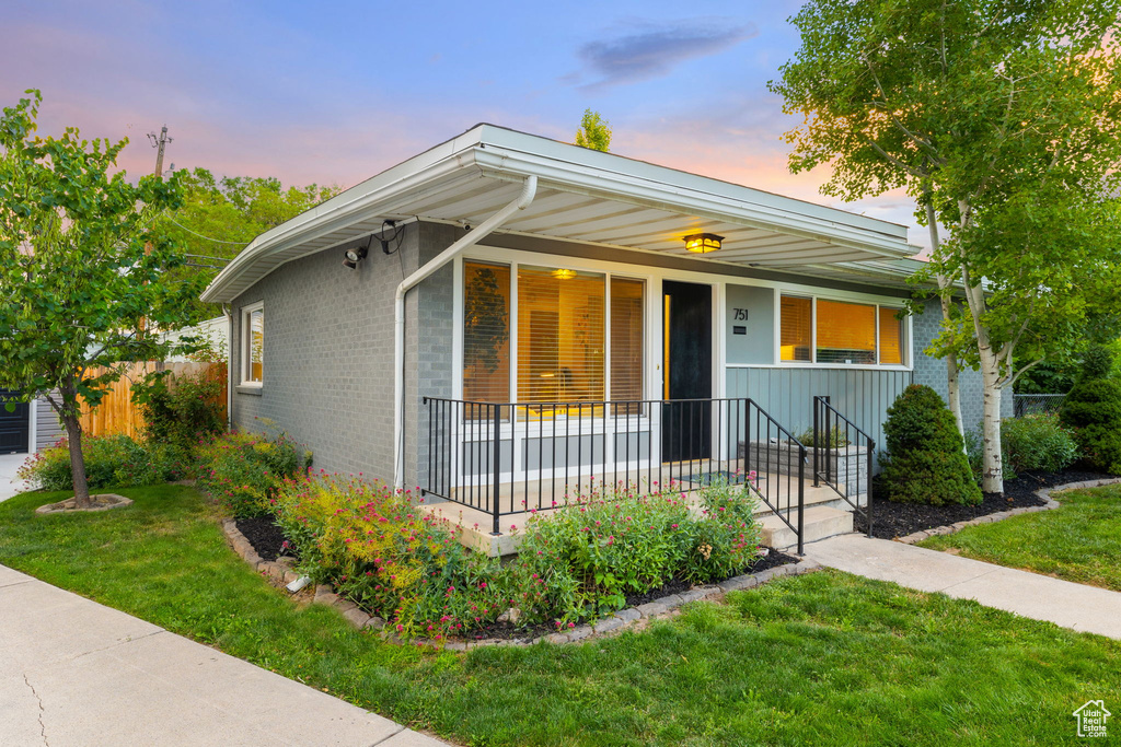 751 E LAKE CIR Millcreek, UT 84106