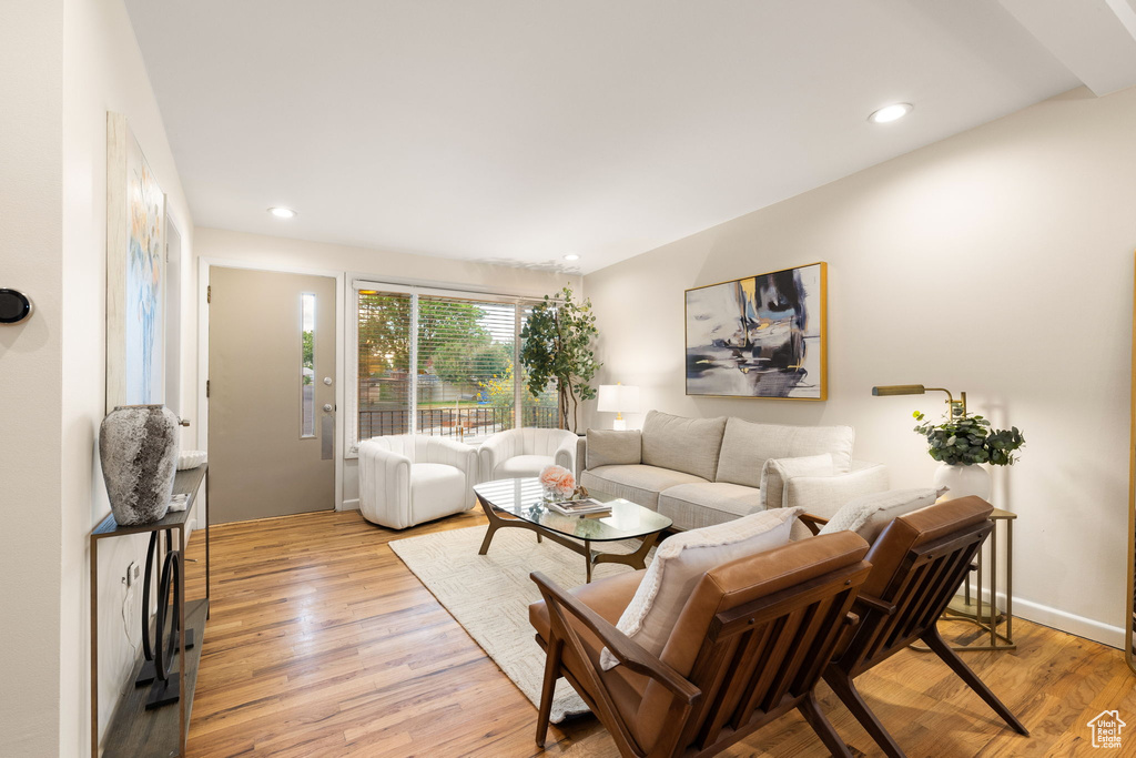 751 E LAKE CIR Millcreek, UT 84106