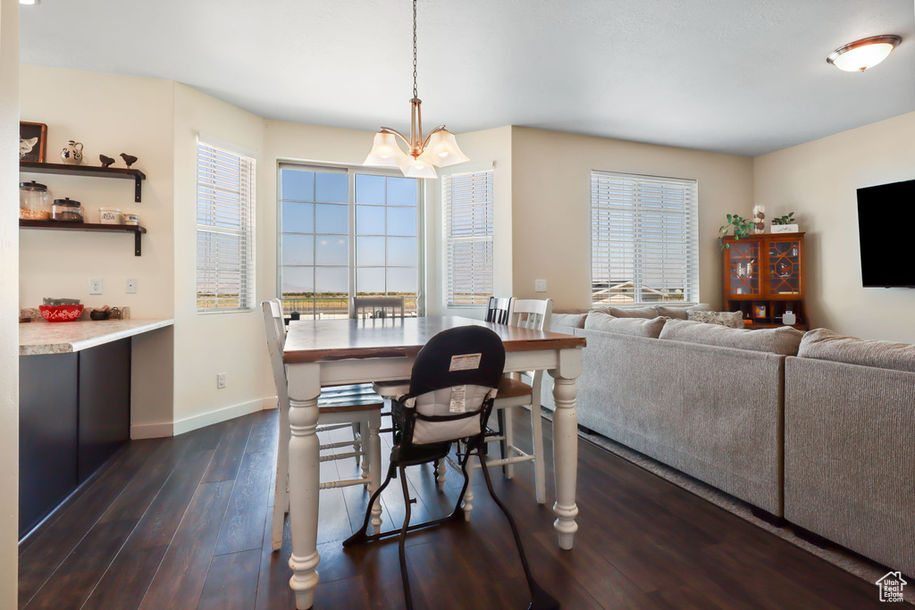 640 W FIRESIDE LN Stansbury Park, UT 84074