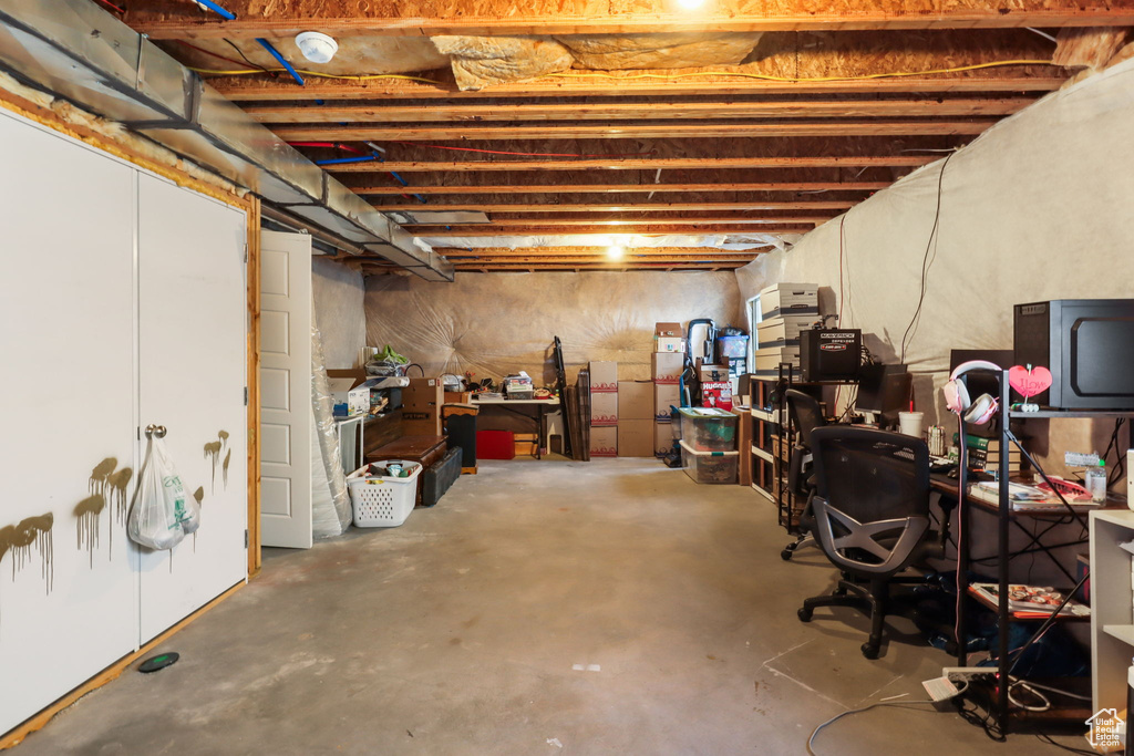 640 W FIRESIDE LN Stansbury Park, UT 84074