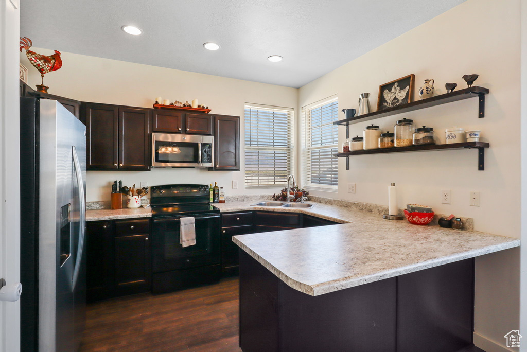 640 W FIRESIDE LN Stansbury Park, UT 84074