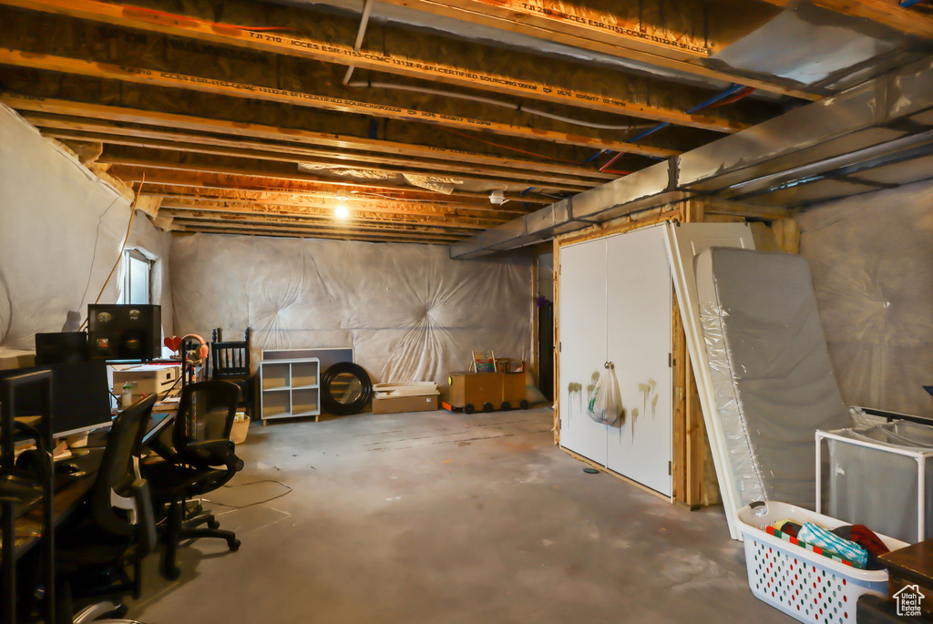 640 W FIRESIDE LN Stansbury Park, UT 84074