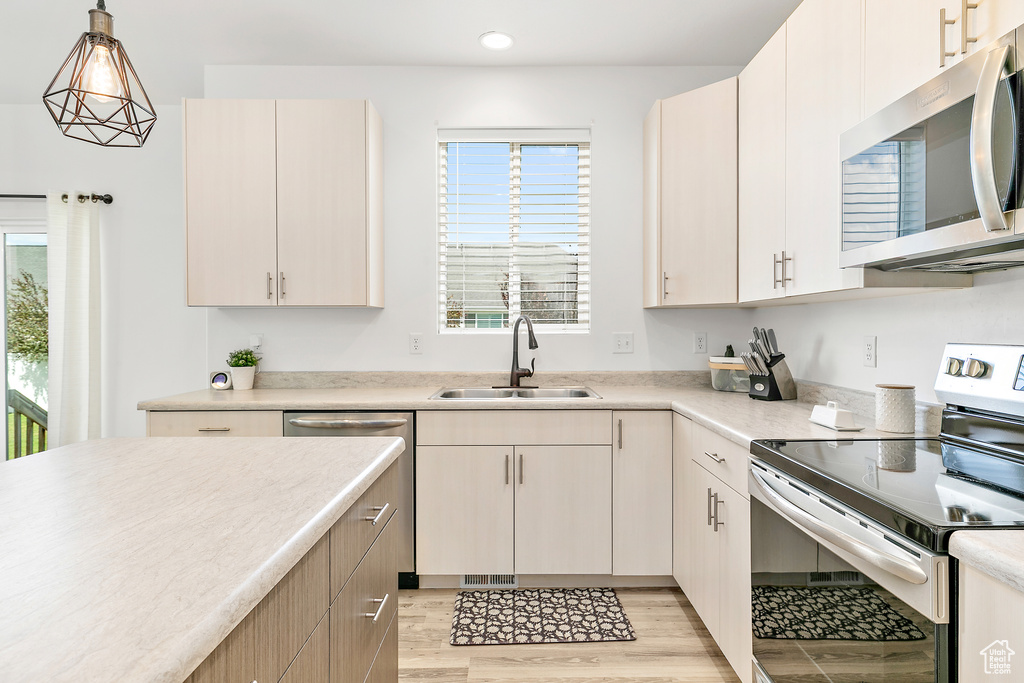 4857 N GOOSEFOOT DR Eagle Mountain, UT 84005