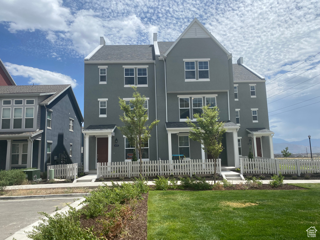 11777 S LEANDER DR South Jordan, UT 84009