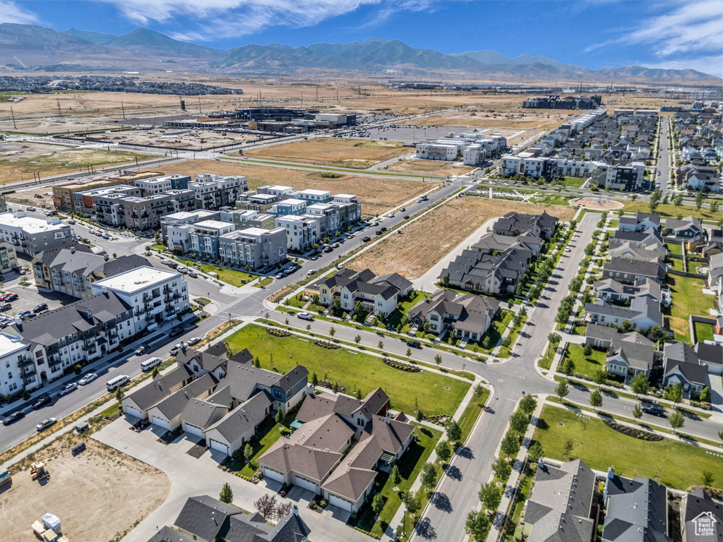 Bird\'s eye view of mountains