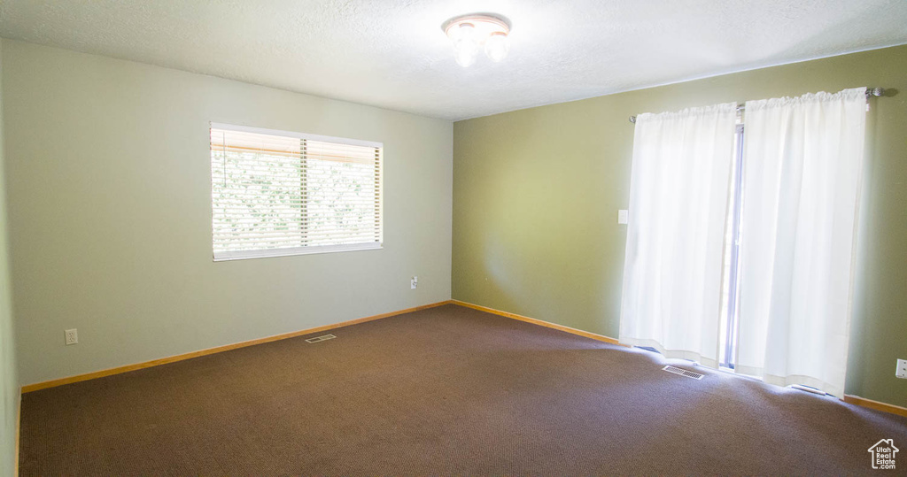 558 E 2025 N North Ogden, UT 84414