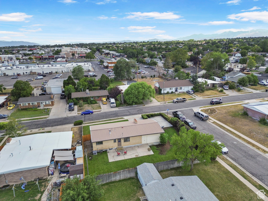1908 W CHAMPAGNE AVE Taylorsville, UT 84129