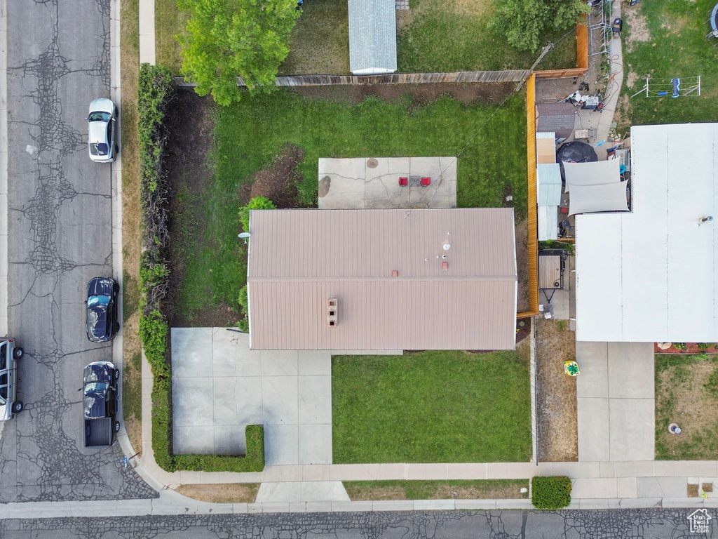 1908 W CHAMPAGNE AVE Taylorsville, UT 84129