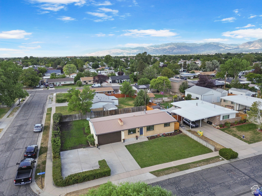 1908 W CHAMPAGNE AVE Taylorsville, UT 84129