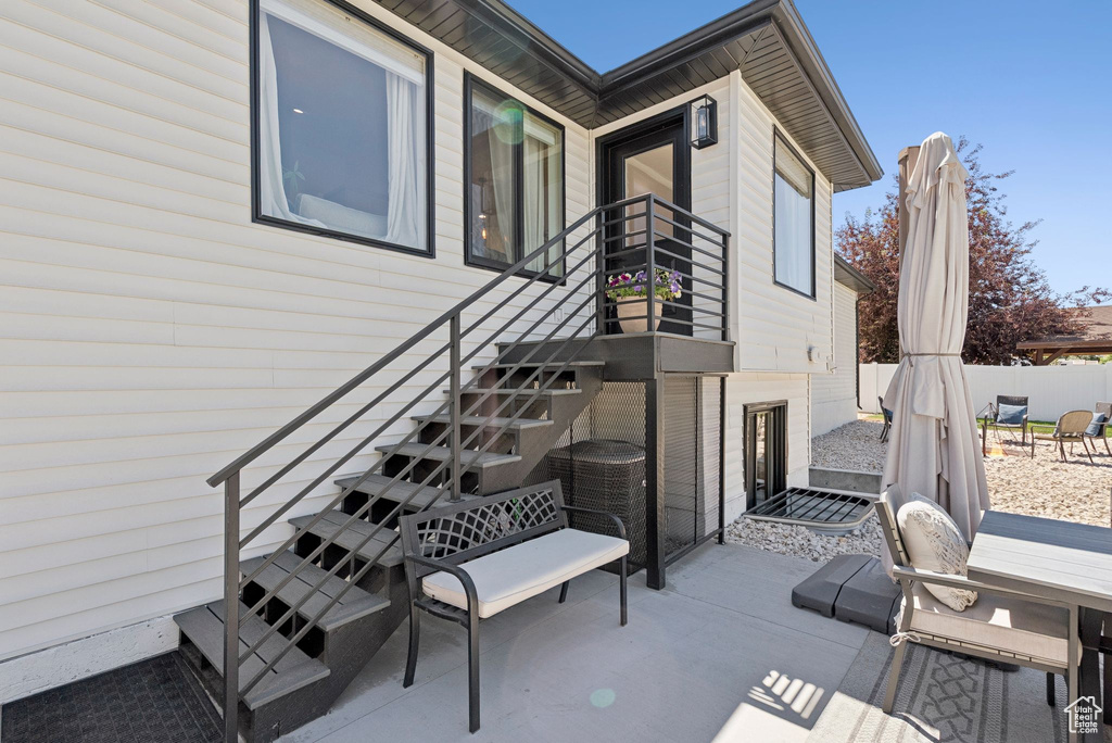 Entrance to property featuring a patio area