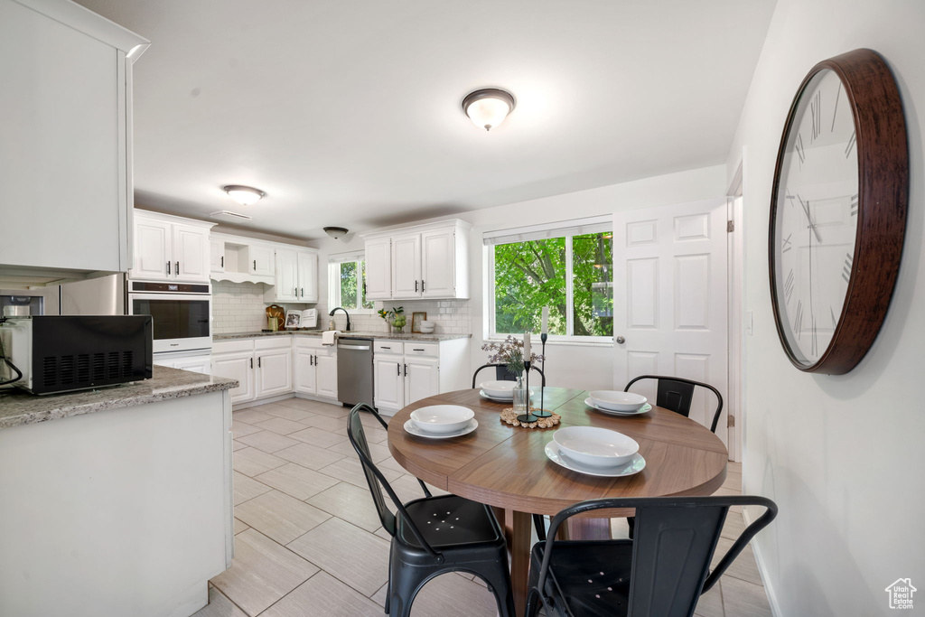 5726 S HIGHLAND DR Holladay, UT 84121
