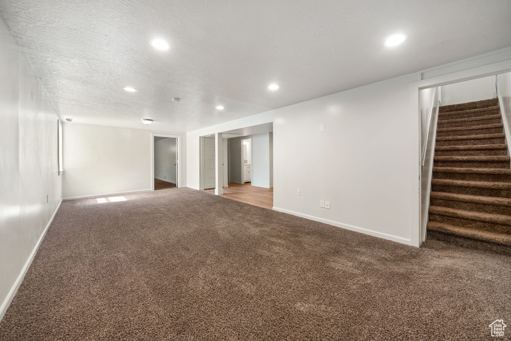 5726 S HIGHLAND DR Holladay, UT 84121
