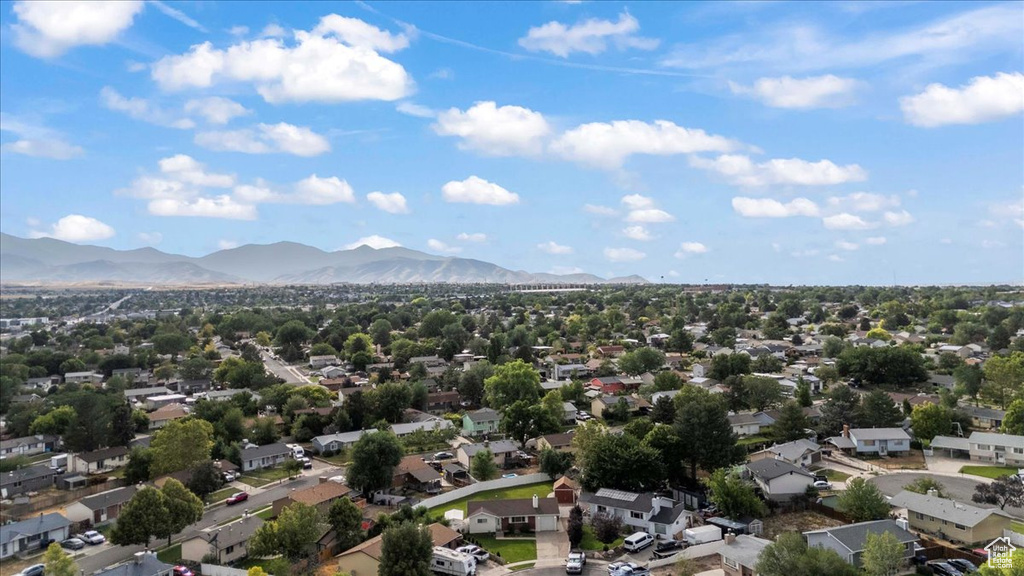 4062 W AQUARIUS CT Salt Lake City, UT 84118