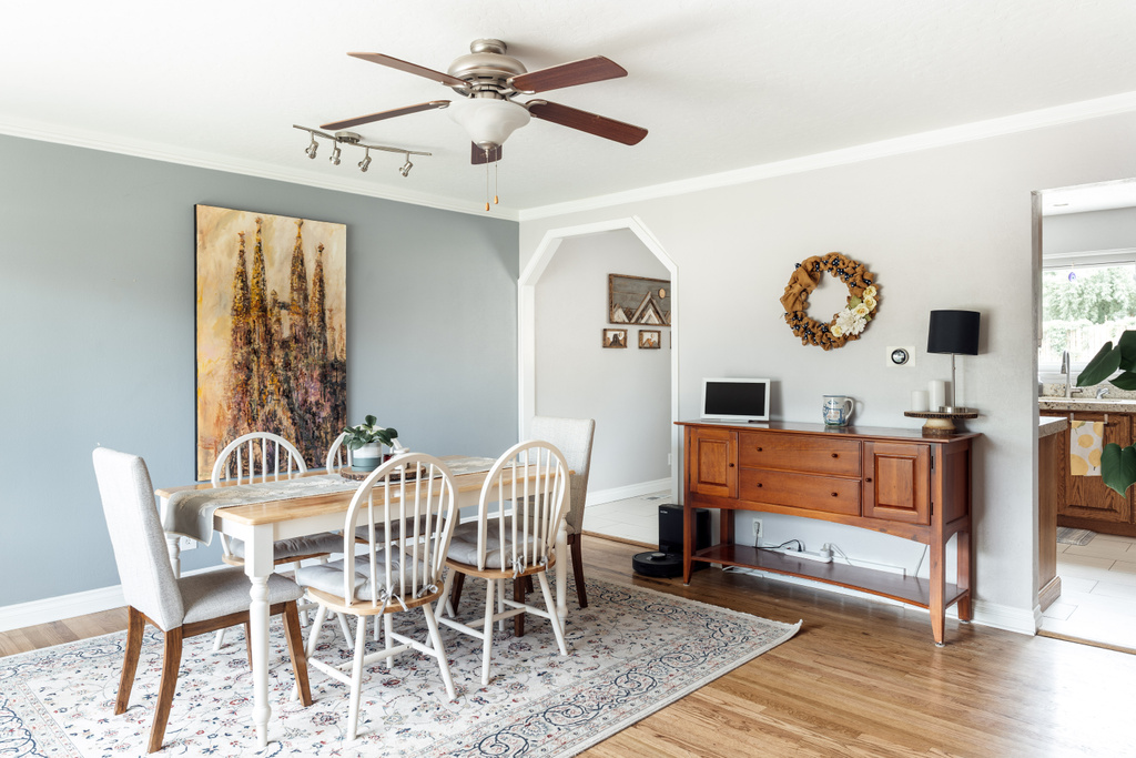 9921 S POPPY LN Sandy, UT 84094