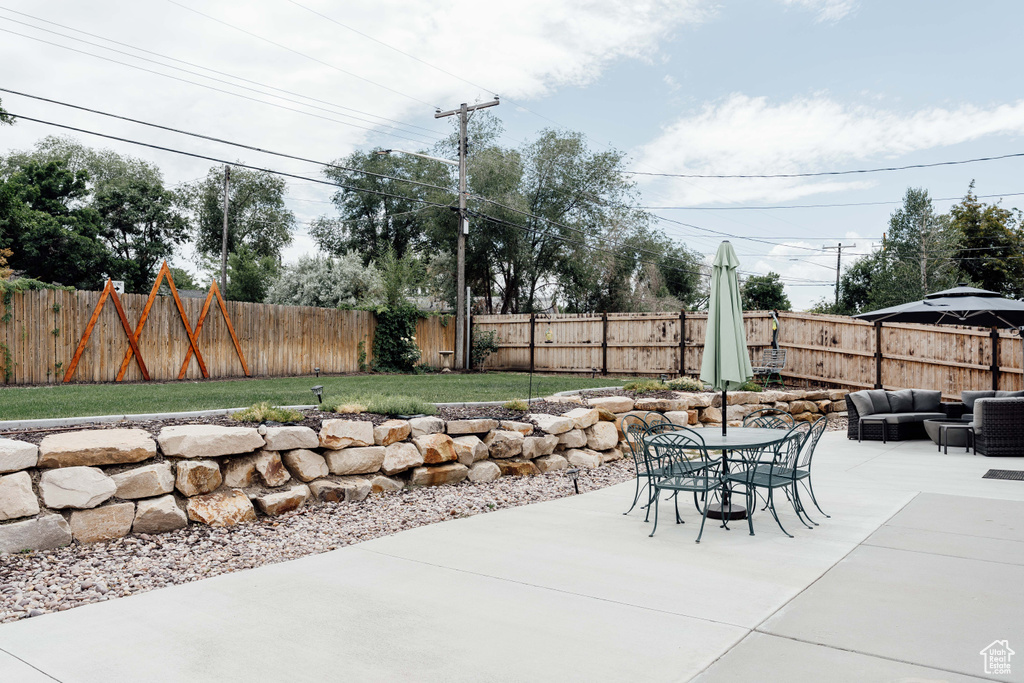 9921 S POPPY LN Sandy, UT 84094