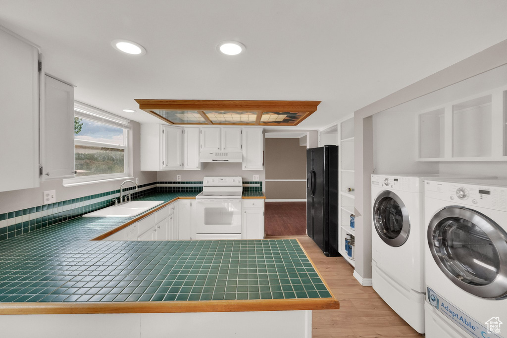 9958 S MARBLE ST Sandy, UT 84094