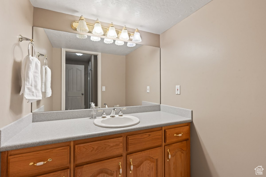 969 N LILLYWOOD LN North Salt Lake, UT 84054