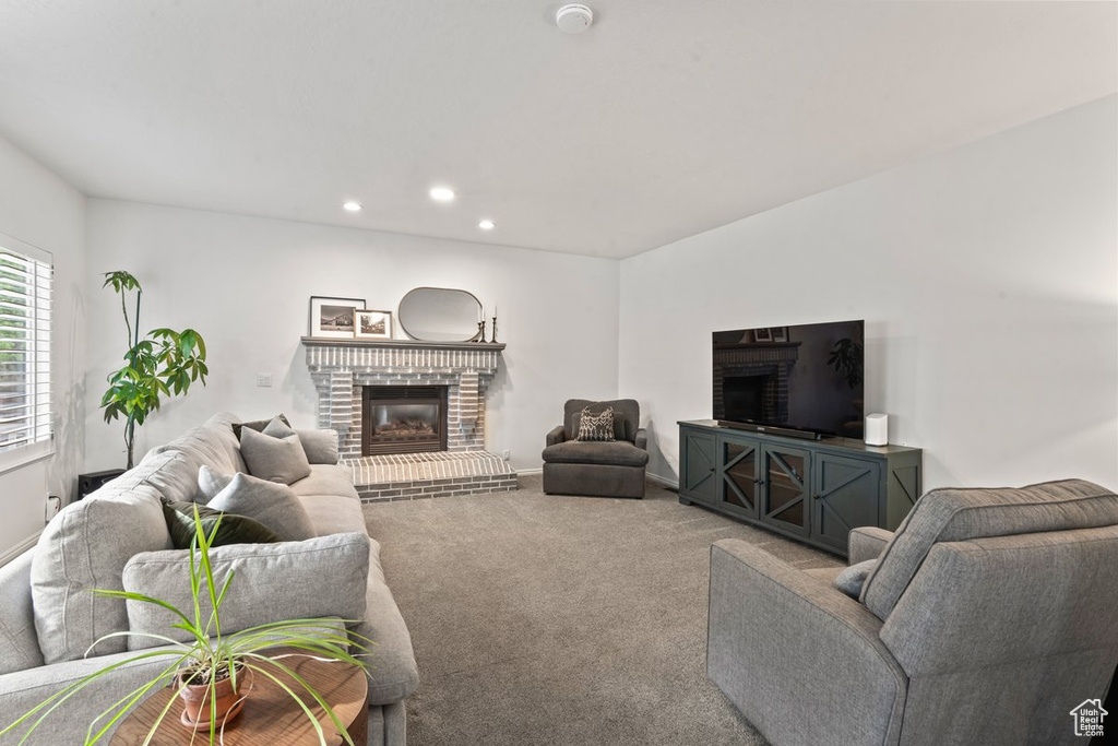 969 N LILLYWOOD LN North Salt Lake, UT 84054
