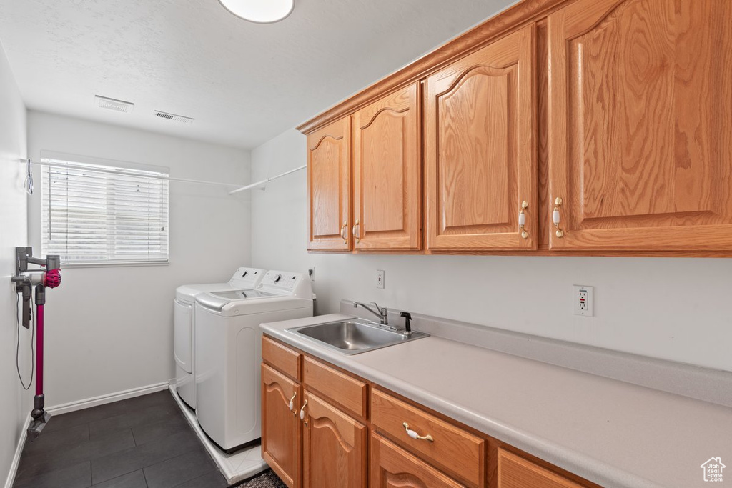 969 N LILLYWOOD LN North Salt Lake, UT 84054