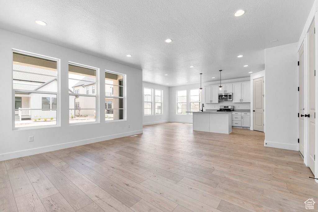1458 N 3300 W Provo, UT 84601