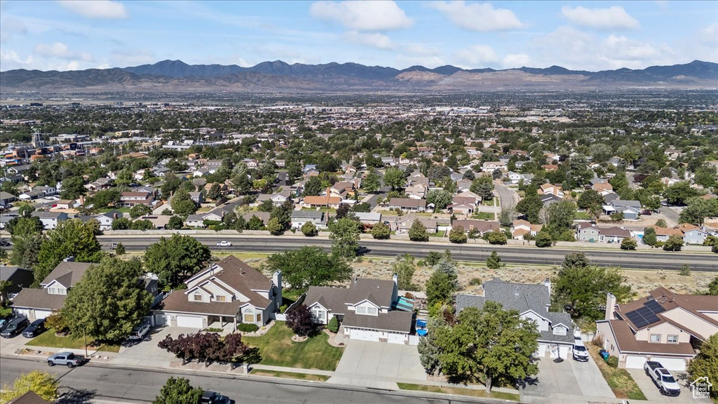 12018 S BLUFF VIEW DR Sandy, UT 84092