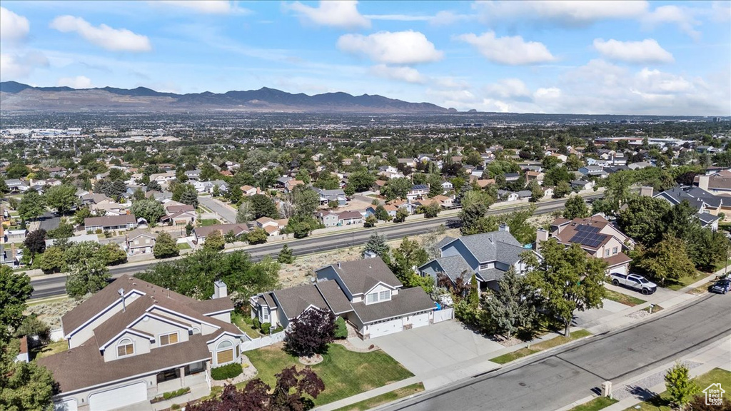 12018 S BLUFF VIEW DR Sandy, UT 84092