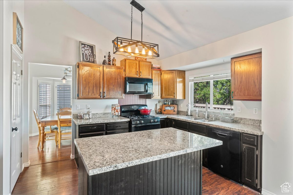 12018 S BLUFF VIEW DR Sandy, UT 84092
