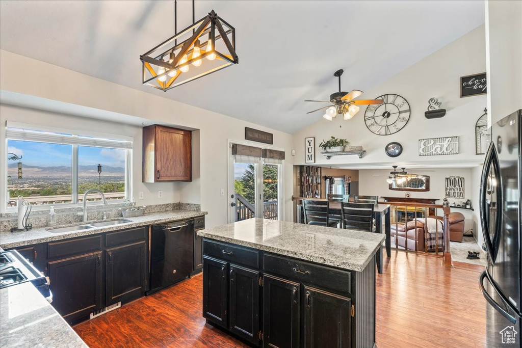 12018 S BLUFF VIEW DR Sandy, UT 84092