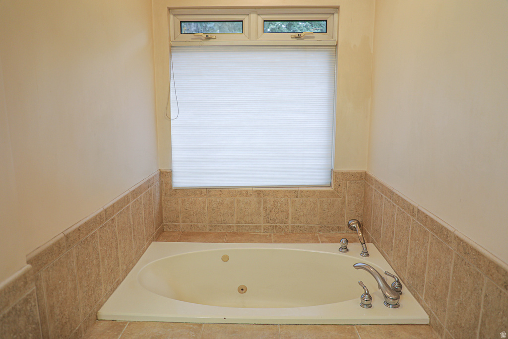 3550 E OAKVIEW DR Salt Lake City, UT 84124